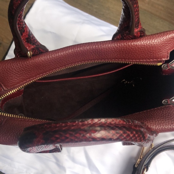 Michael Kors Purse - Picture 6 of 9